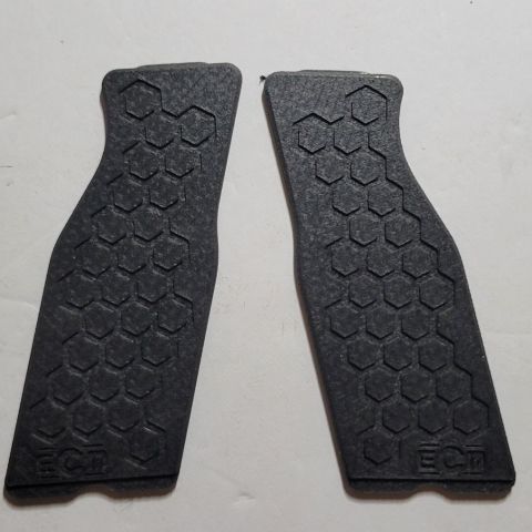 ECM R11 HEX Grip Panels
