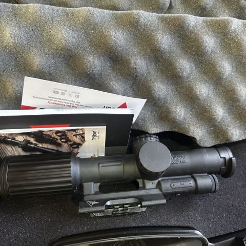 Vcog 1-6 trijicon horseshoe