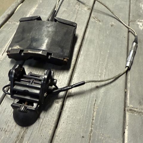 Anvis NVG Mount w/battery Pack