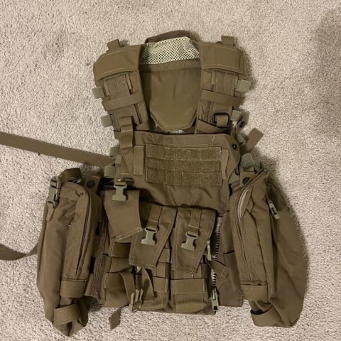 Crye AVS chest rig and yoke M