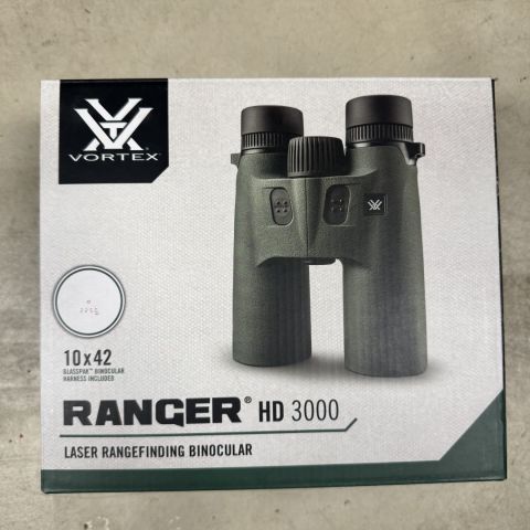 BNIB Vortex Ranger HD 3000