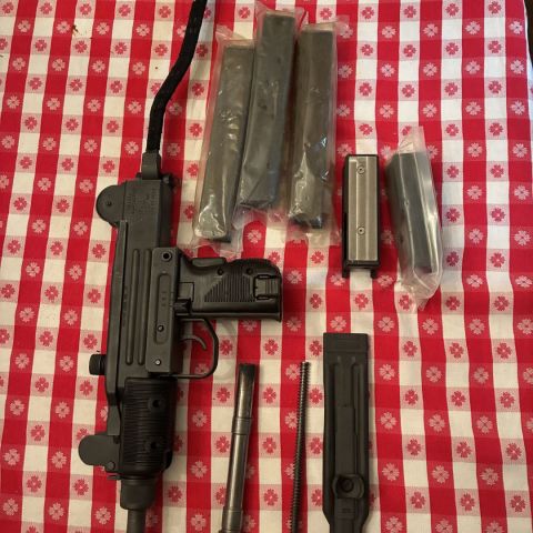 Mini UZI Transferable