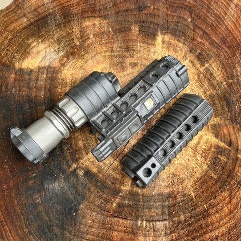 Surefire m500 M4 Handguard