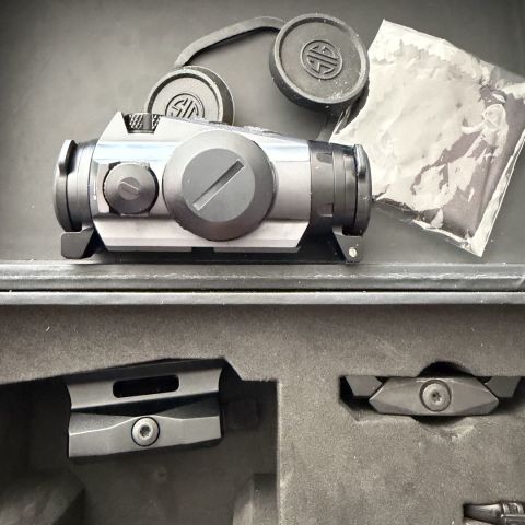 New Romeo 4H red multi reticle