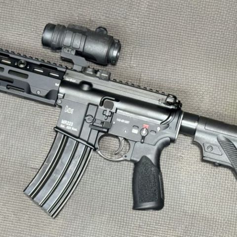 NEW Heckler & Koch 11" Pistol 