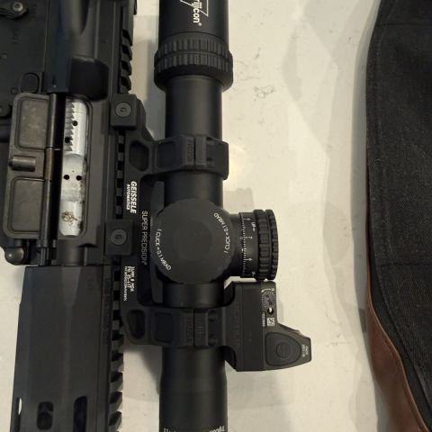 Trijicon 1-8 with RMR