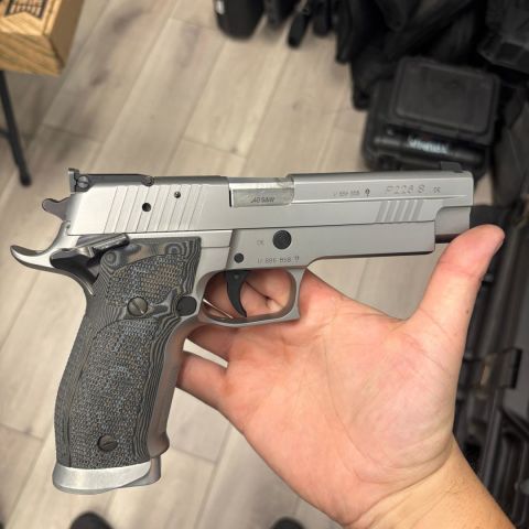 SIG P226S GERMANY - 40SW