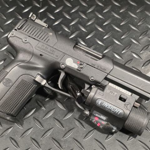 FN Five-Seven 5.7 USG
