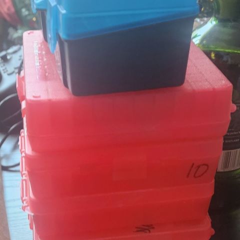 Ammo storage containers