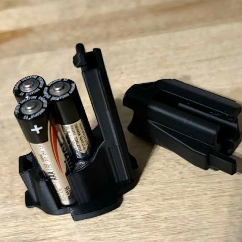 Pistol grip Battery insert