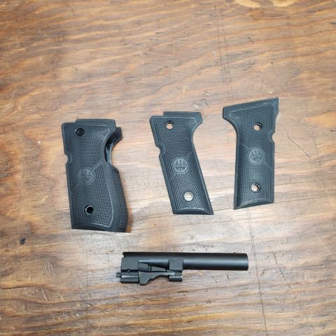 SOLD Berreta 92x centurion barrel and grips