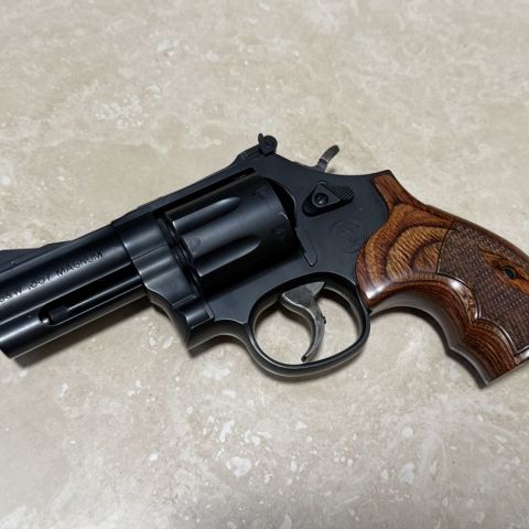 Smith & Wesson 586 L-Comp