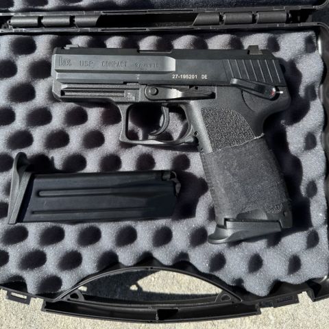HK USP Compact 9mm