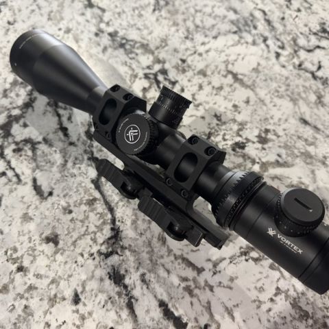 Vortex Viper PST 4-16x50 FFP