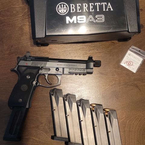 Beretta M9A3 in sniper gray