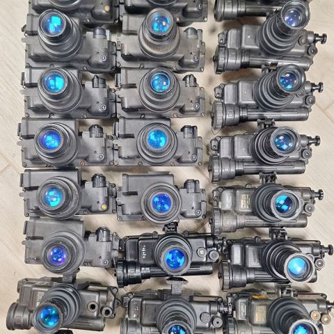 PVS7D and PVS7C housings