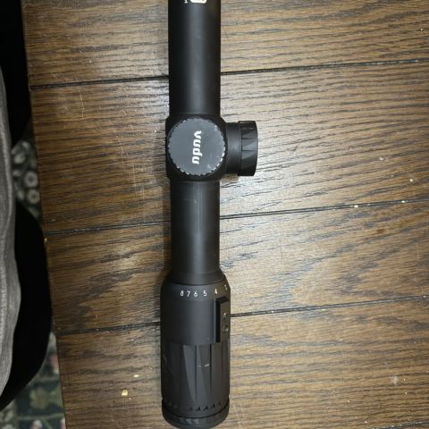 Eotech  vudu 1-8 moa 