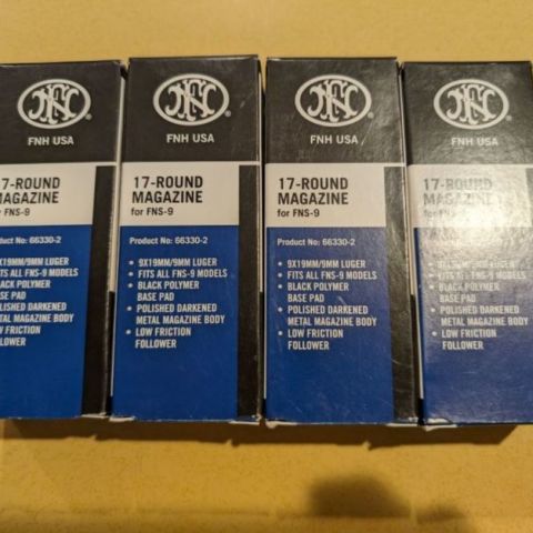  FOUR NIB FN FNS-9 17RD MAGS