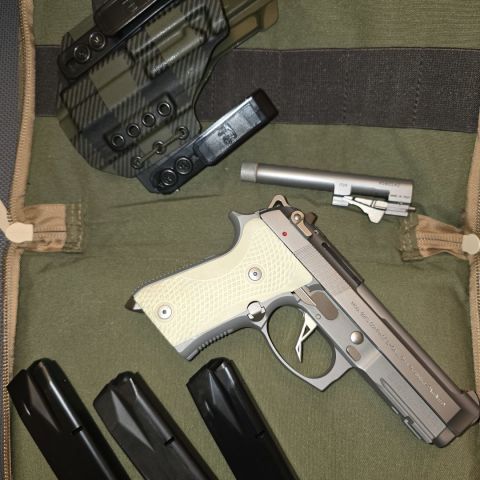 Beretta 92 FS INOX Compact