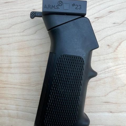 WTB: A.R.M.S. #23 QD A2 grip