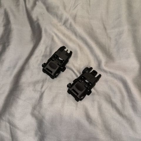 MBUS flip up sights