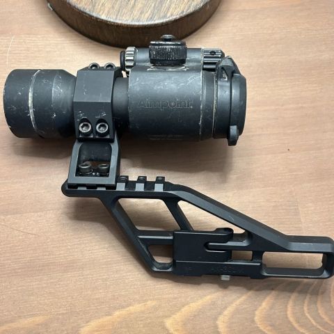 Aimpoint Comp2/ AK furniture 