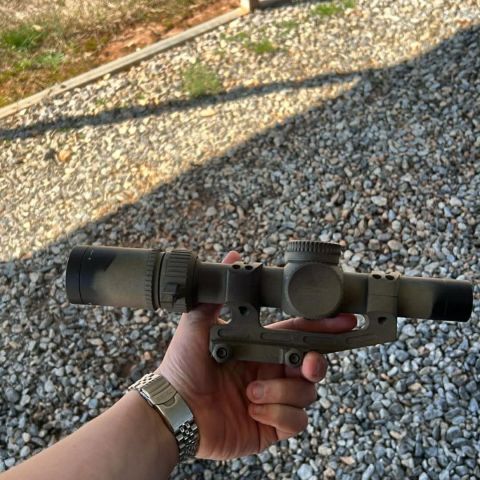 Zero tec 1-8 in Warren mount 