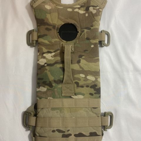 Hydration carriers and bladder