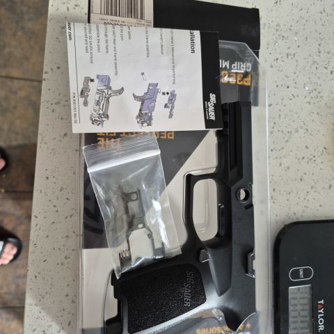 Sig p320 grip module