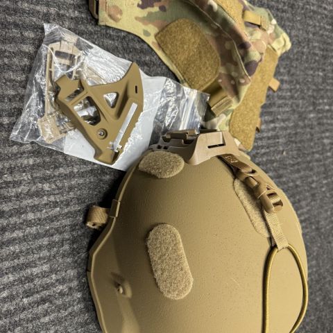 Current issue US Army helmet