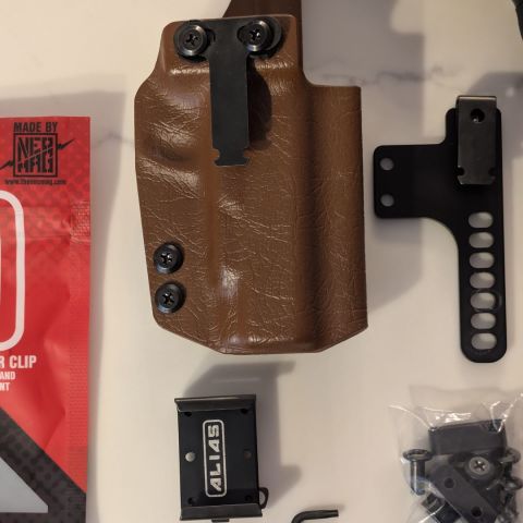 S&W CSX Holster +NeoMag Alias