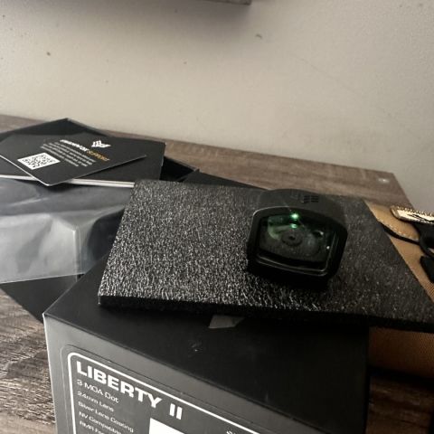 Swampfox Liberty 2 green dot