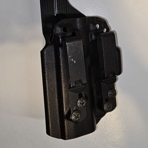 Attention Lefties Tenicor P365