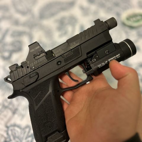 CZ P09C Package
