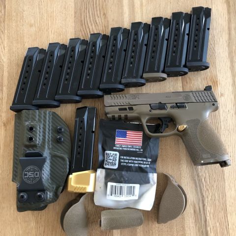 *BIG PRICE DROP* M&P 2.0 4" 