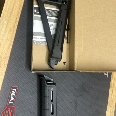 Magpul AK MOE stock handguard