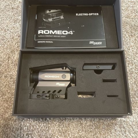 Sig Romeo 4B