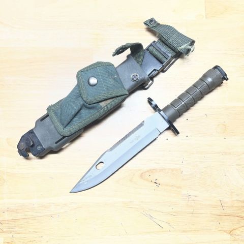 M9-ish Survivor Bayonet