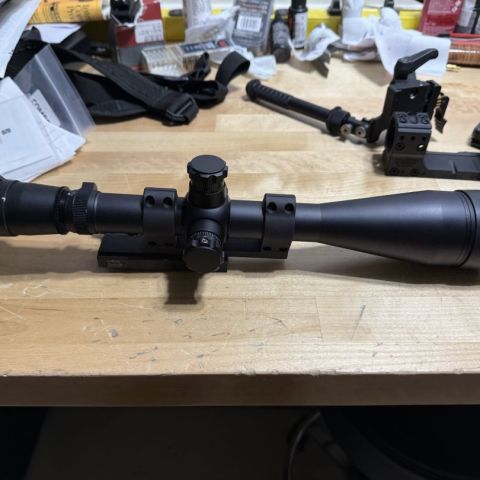 Leupold Mark 4 LR/T 8.5-25x50 