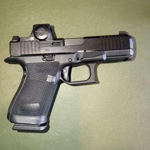 Glock 19 Gen 6 w/ Romeo X + JG