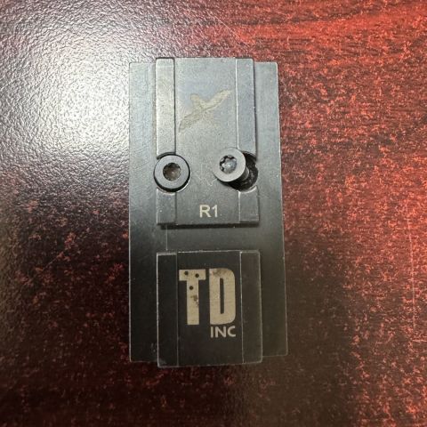 FCD MOS Acro Plate