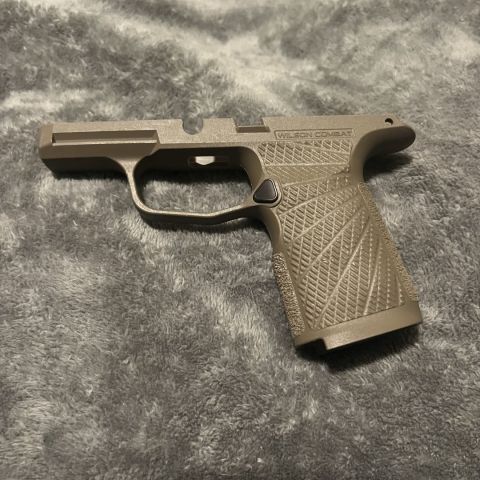 Wilson Combat P365 grip module