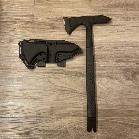 Benchmade 172 Forged Tomahawk 