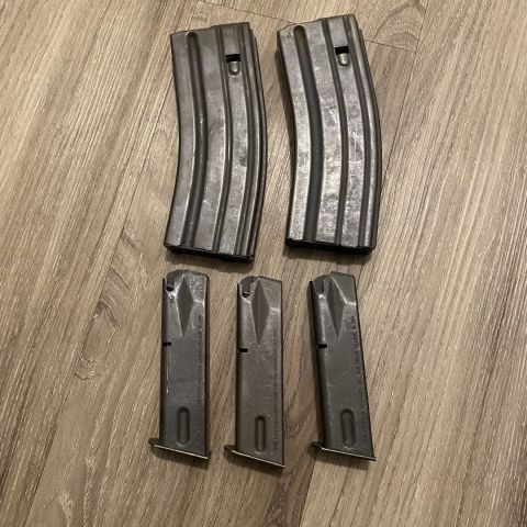 AR & 9mm mags