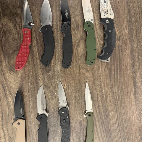 Assorted Pocket Knives