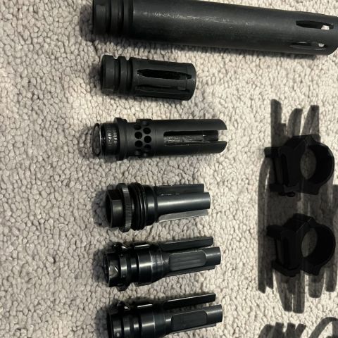 Muzzle devise lot