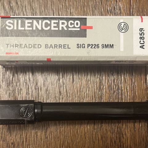 SilencerCo Sig P226 threaded
