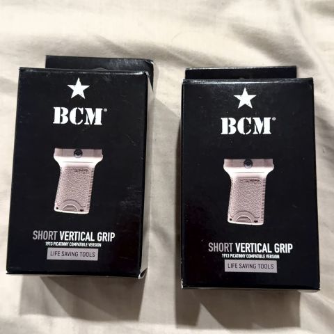 BCM Short Vertical Grip FDE 