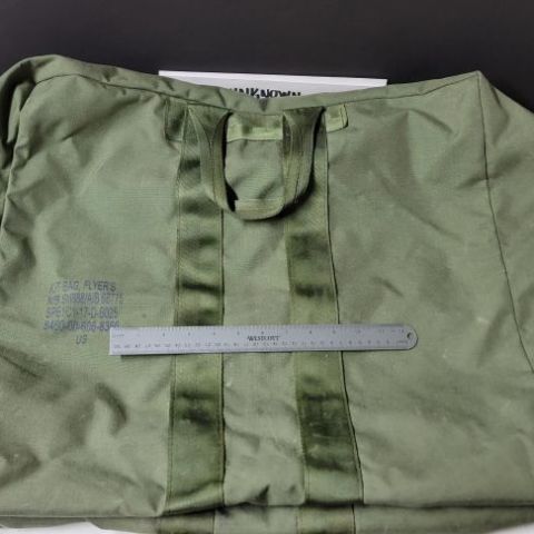 Flyer's Kit Bag Great Cond