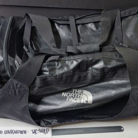 North Face large rolling bag